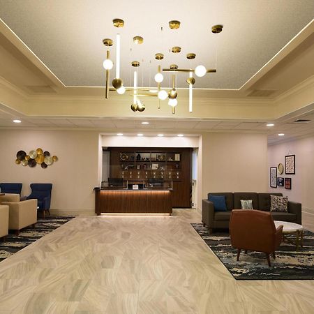 Four Points By Sheraton York Bagian luar foto