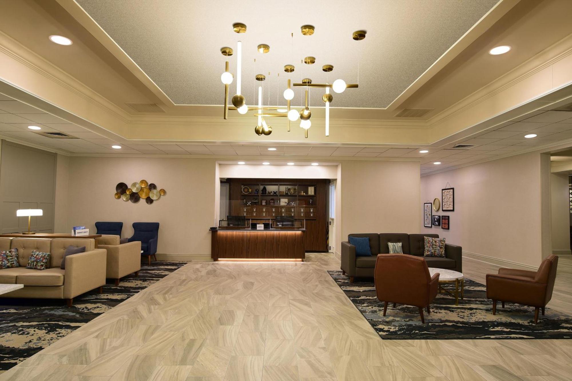 Four Points By Sheraton York Bagian luar foto