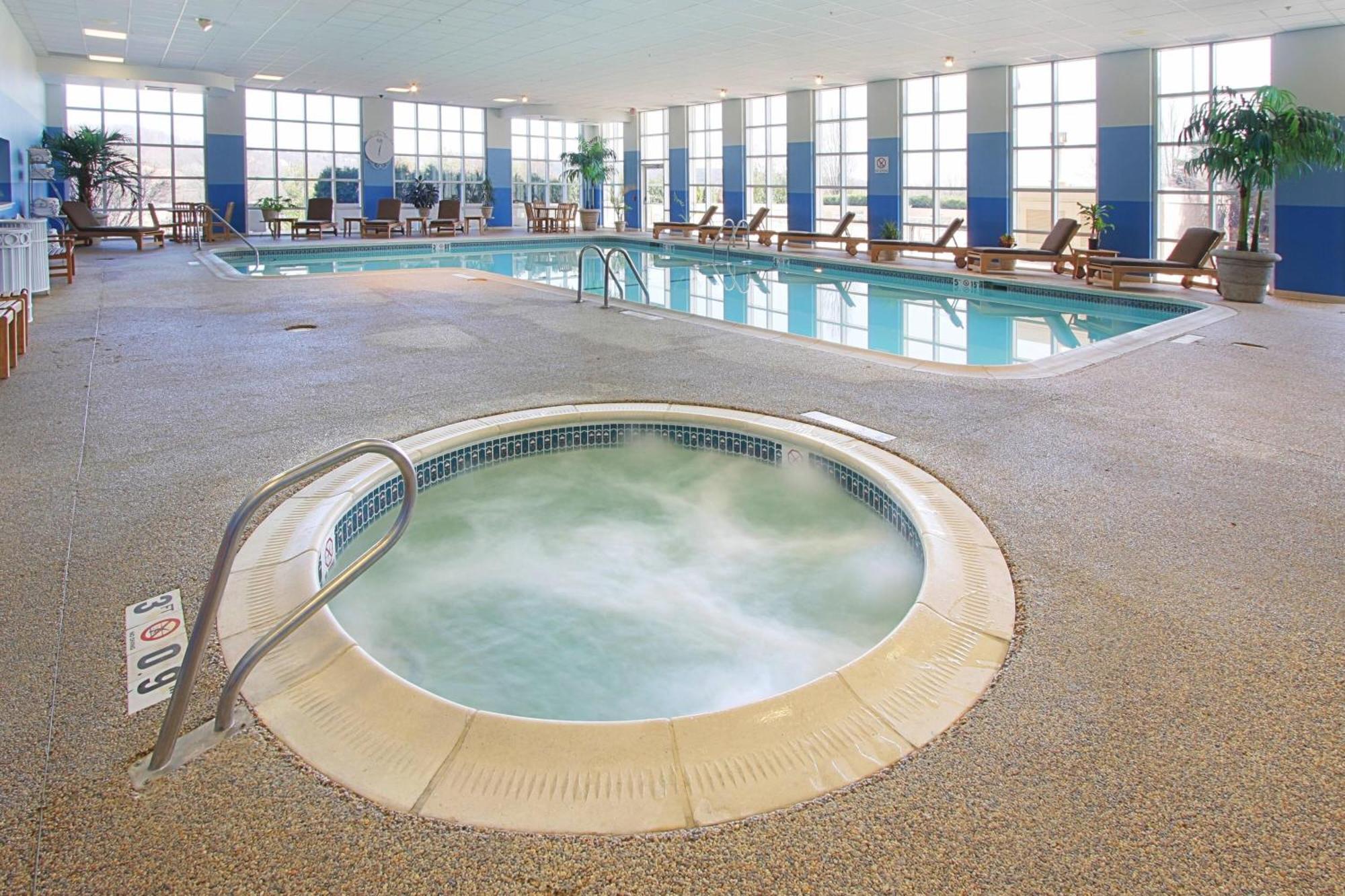 Four Points By Sheraton York Bagian luar foto